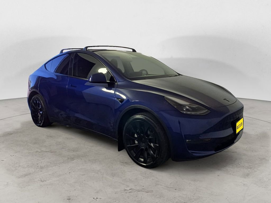 Used 2023 Tesla Model Y Long Range AWD/4WD image 7