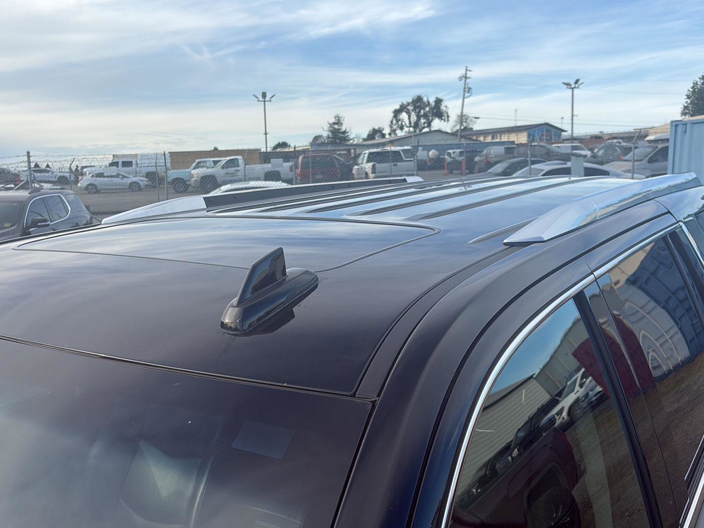 Used 2017 Cadillac Escalade Premium Luxury image 12