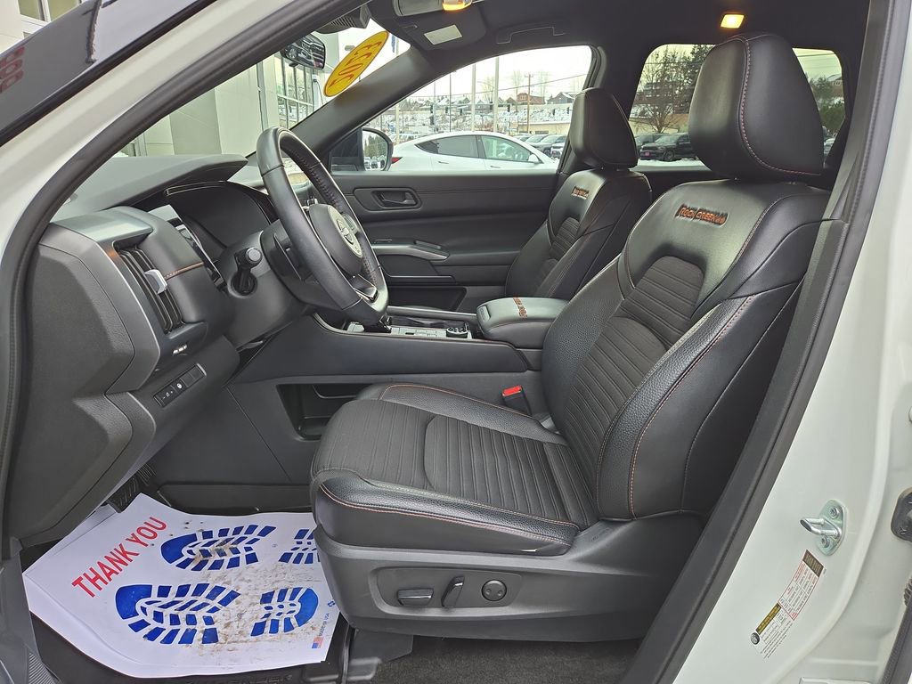 Used 2023 Nissan Pathfinder Rock Creek image 14