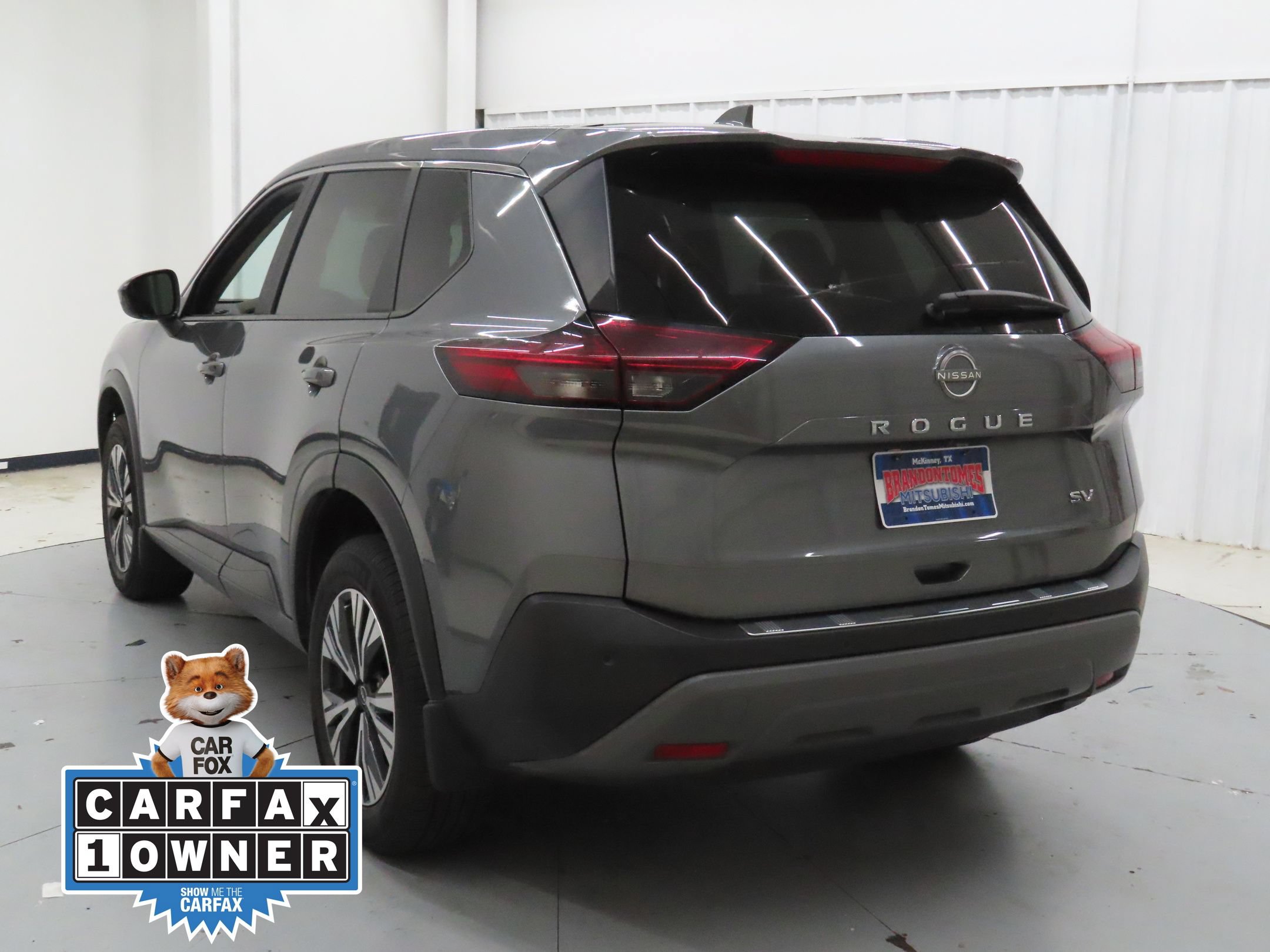 Used 2023 Nissan Rogue SV FWD image 6