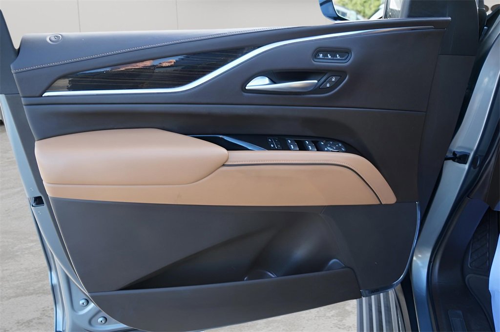 Used 2021 Cadillac Escalade Sport w/ Driver Assist Tech Package image 19