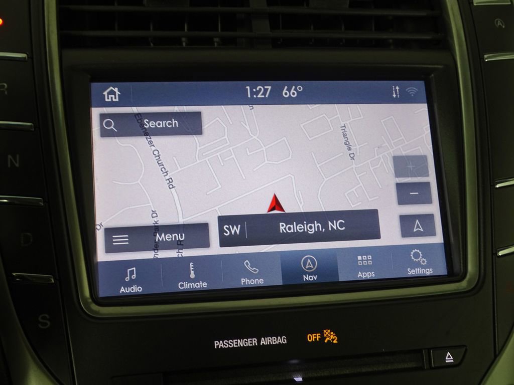 Used 2020 Lincoln Nautilus Reserve image 8