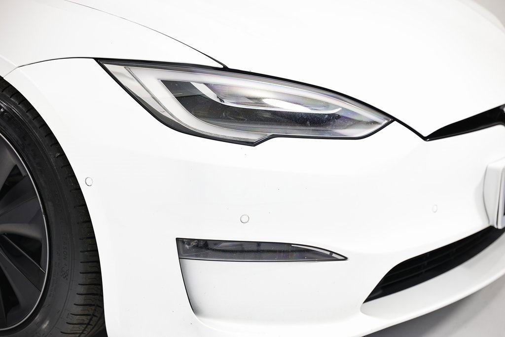 Used 2022 Tesla Model S Plaid image 18