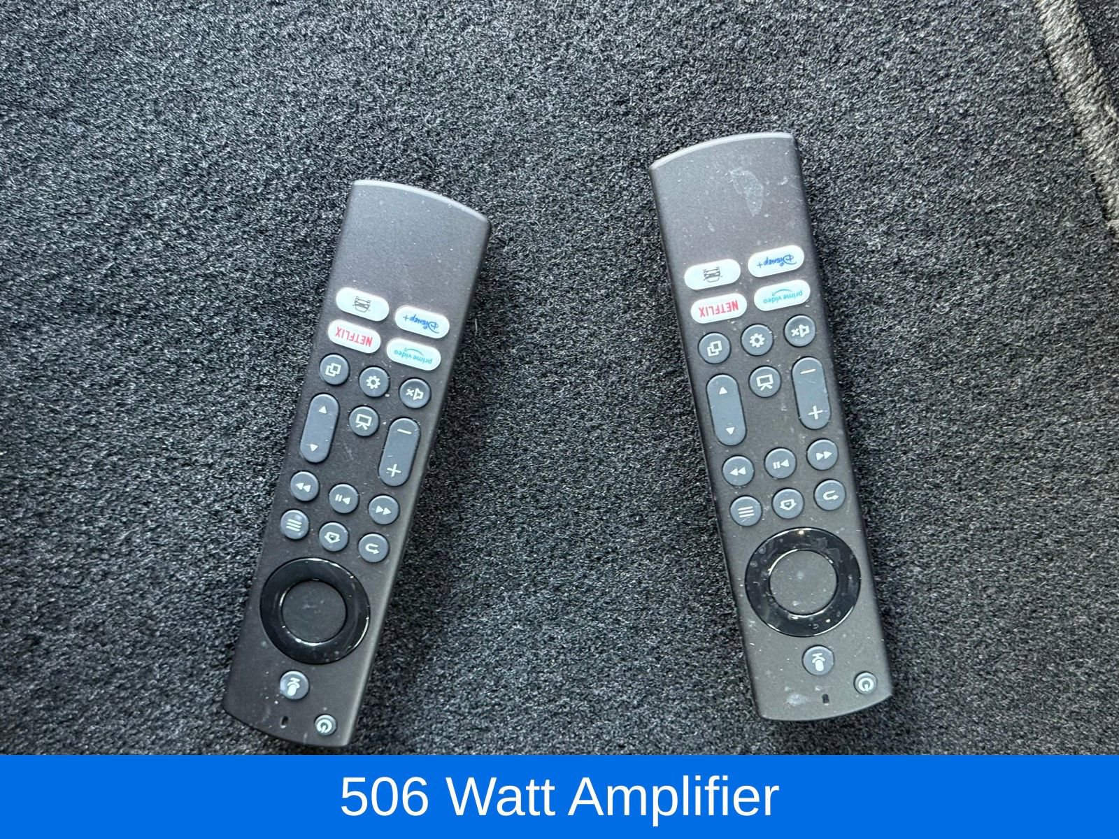 Used 2023 Chrysler Pacifica Touring-L w/ Uconnect Theater Family Group image 23