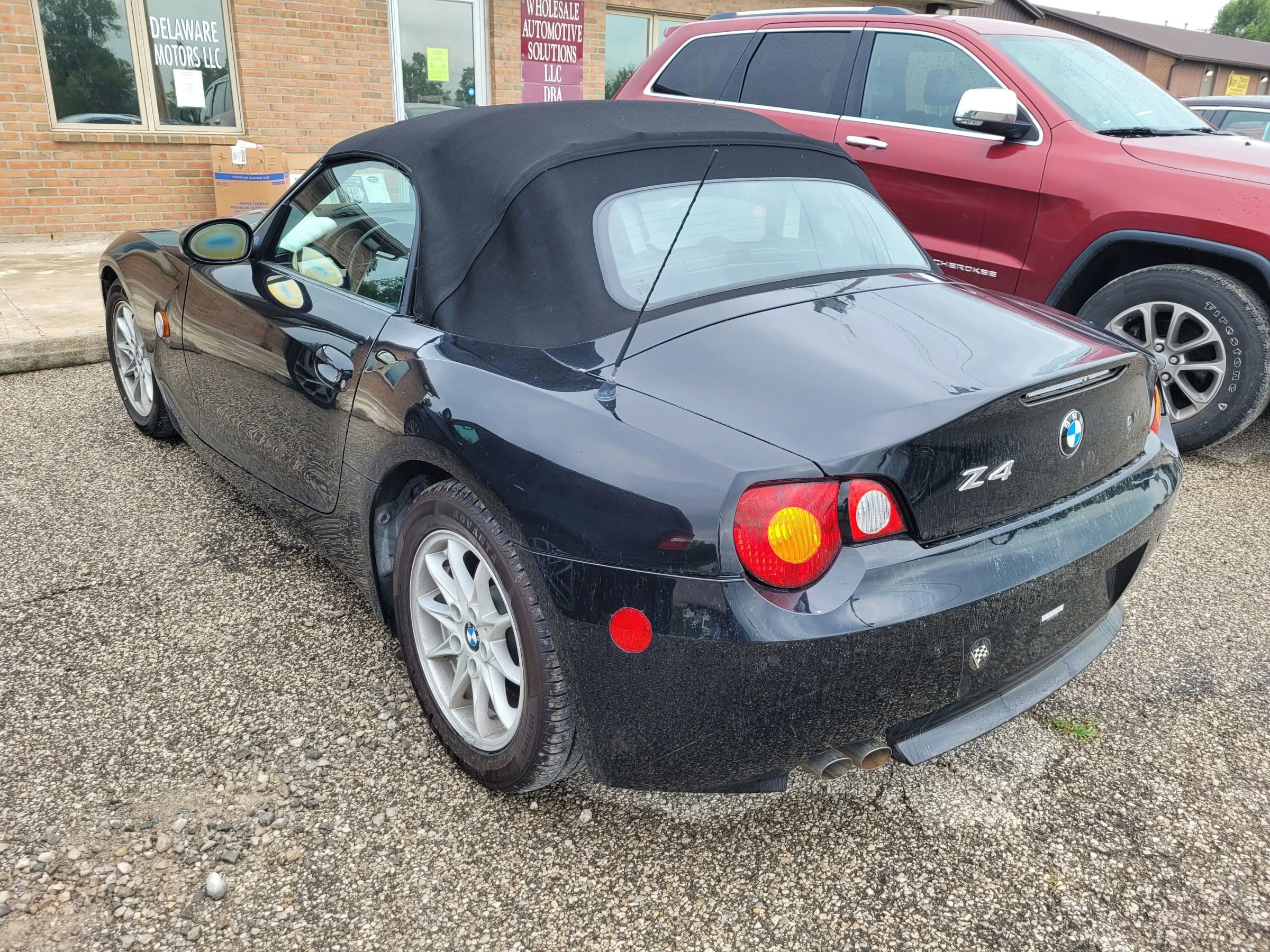 Used 2003 BMW Z4 2.5i image 4