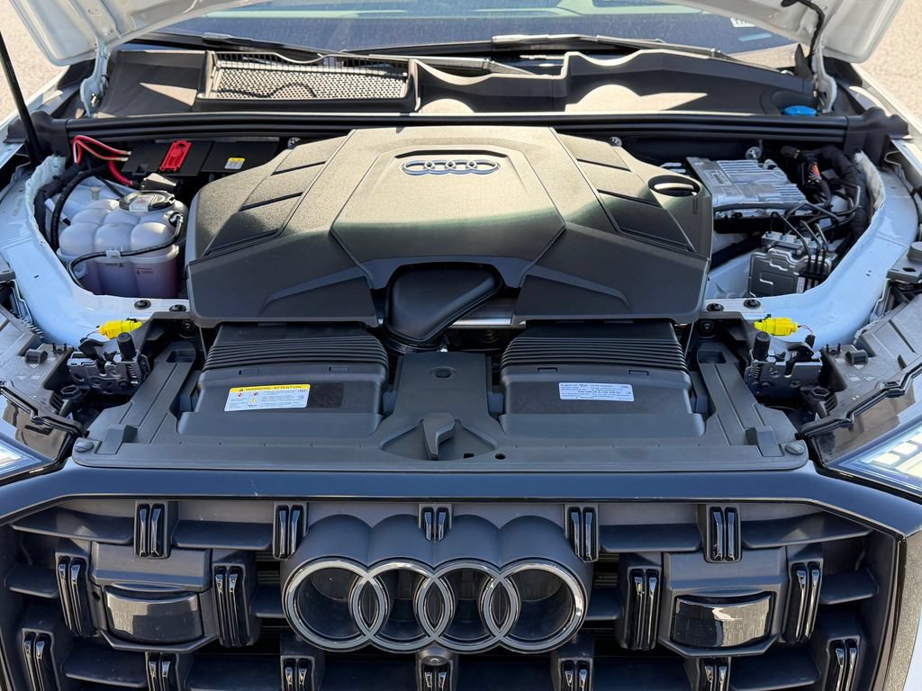 Certified 2025 Audi Q7 3.0T Prestige AWD/4WD image 40