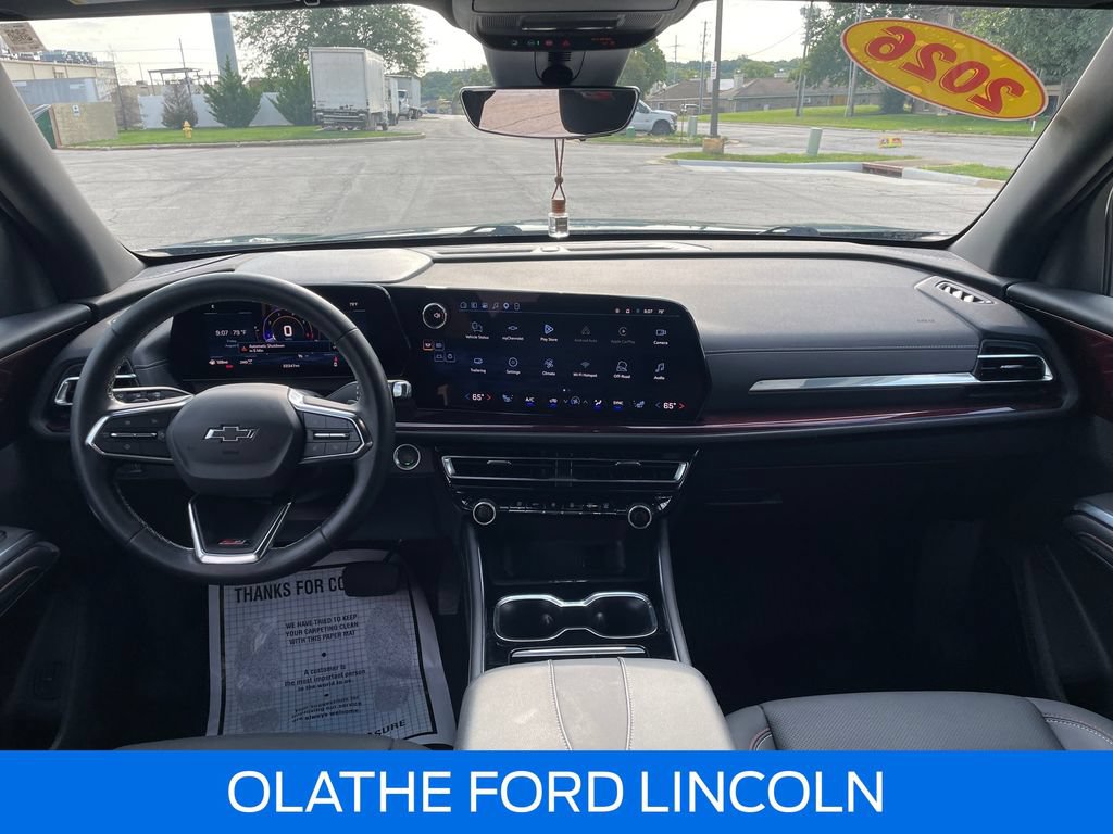 Used 2026 Chevrolet Traverse Z71 w/ Driver Confidence Package AWD/4WD image 16
