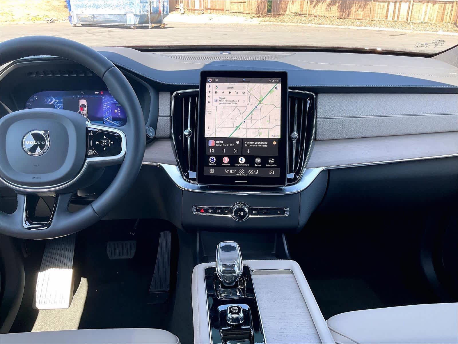 New 2026 Volvo XC90 T8 Plus w/ Protection Package AWD/4WD image 9