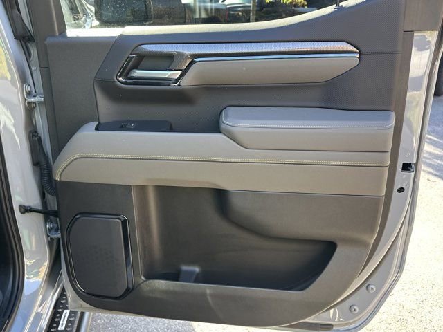 Used 2025 Chevrolet Silverado 1500 ZR2 w/ Technology Package image 19