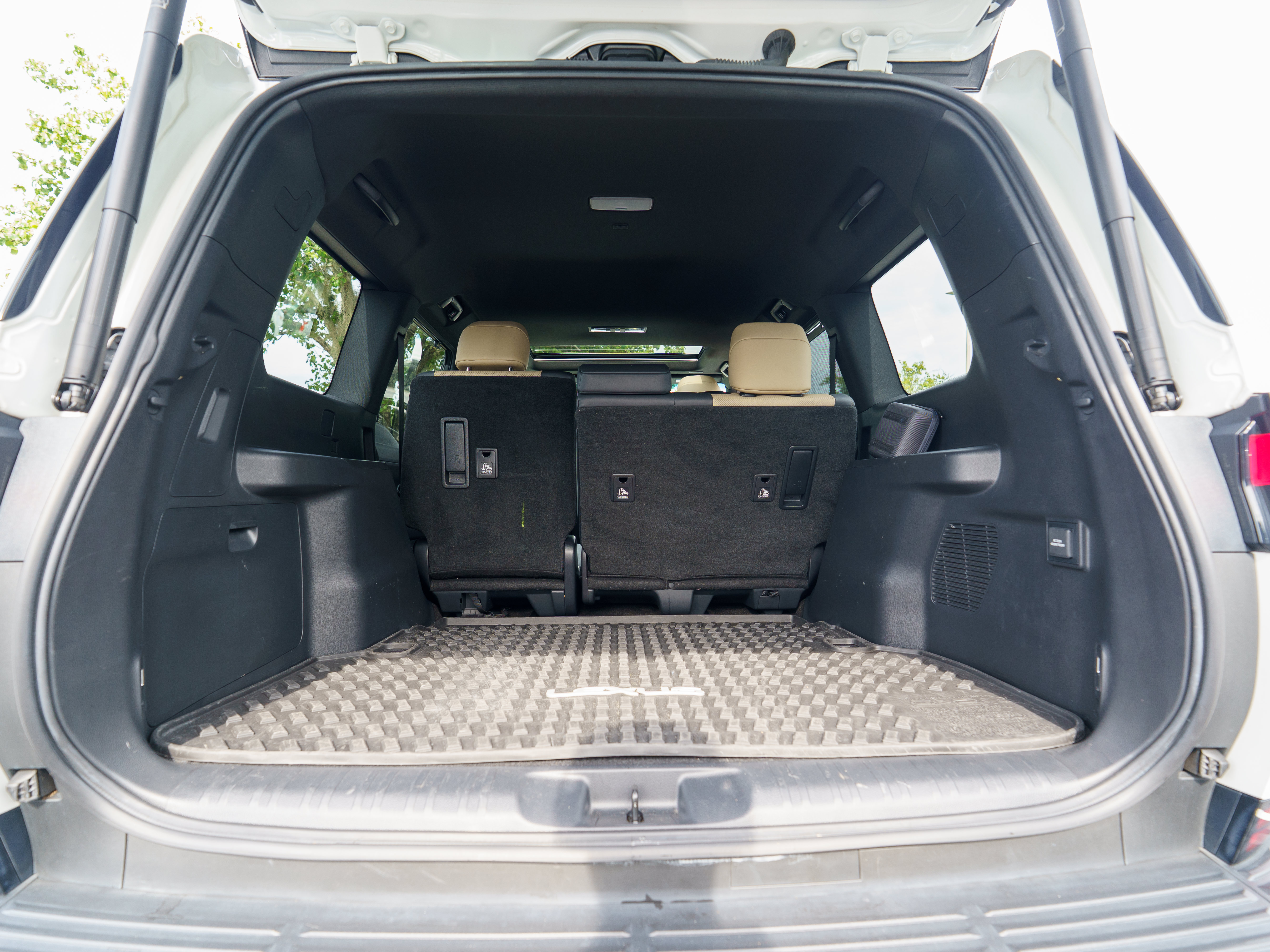 Used 2024 Lexus GX 550 AWD/4WD image 45