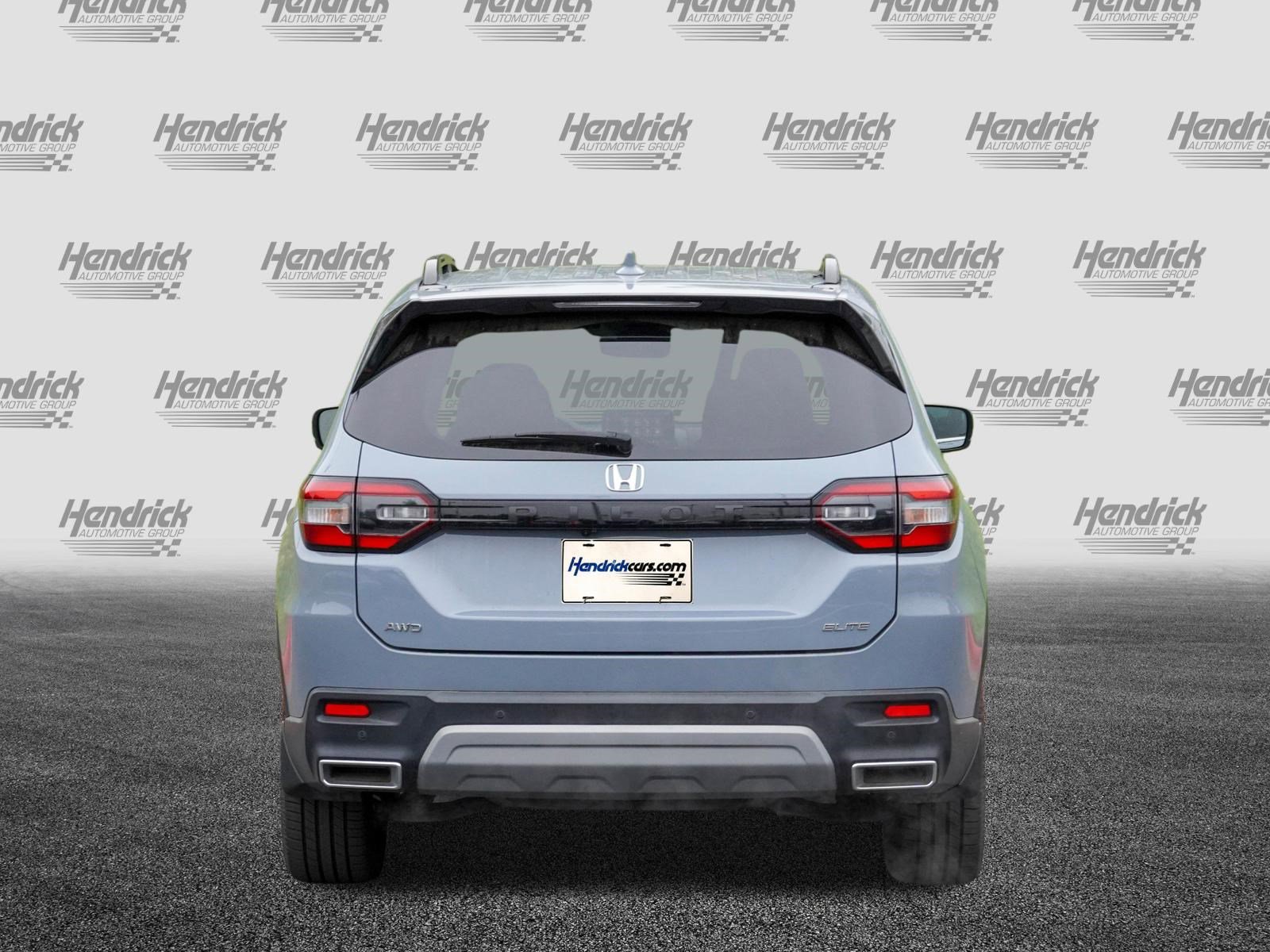 Used 2023 Honda Pilot Elite image 7