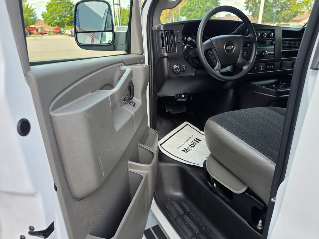Certified 2025 Chevrolet Express 2500 w/ Driver Convenience Package RWD image 11