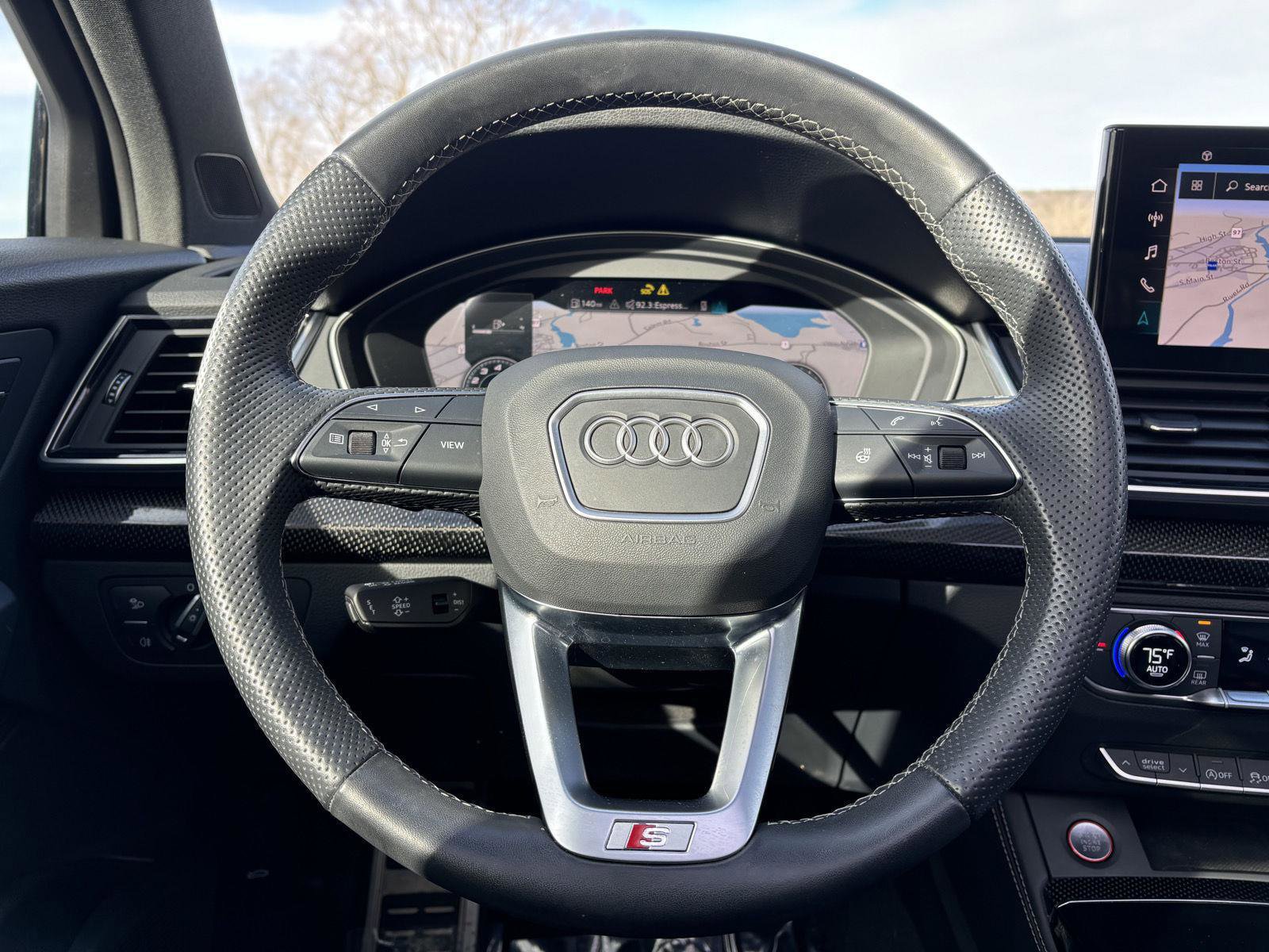 Used 2023 Audi SQ5 Premium Plus w/ Premium Plus Package image 36