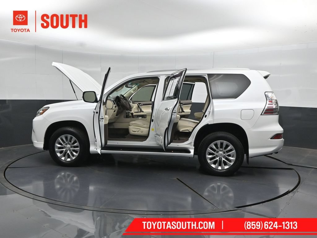 Used 2017 Lexus GX 460 AWD/4WD image 61