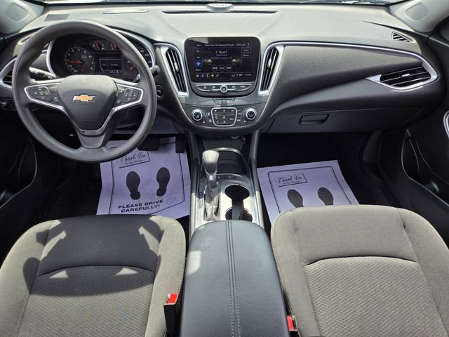 Used 2022 Chevrolet Malibu LT FWD image 14