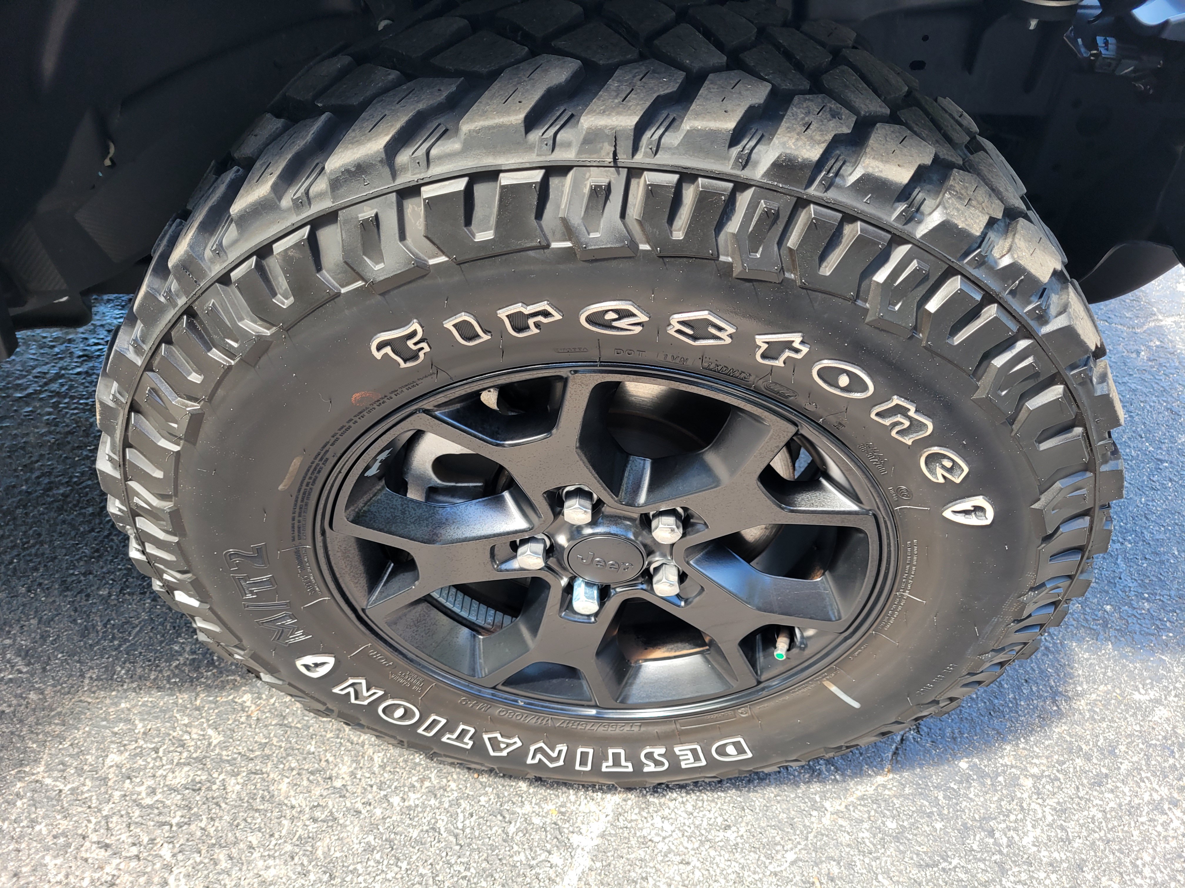 Used 2022 Jeep Wrangler Sport AWD/4WD image 31