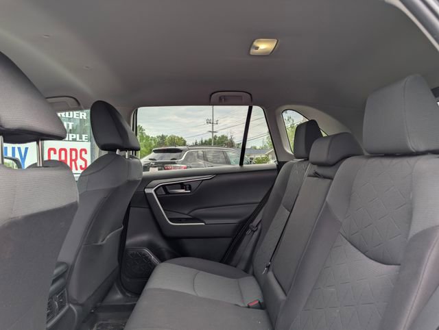 Used 2023 Toyota RAV4 XLE w/ XLE Grade Weather Package AWD/4WD image 15