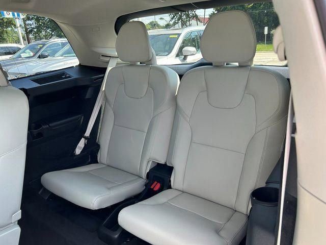 New 2025 Volvo XC90 T8 Plus w/ Protection Package Premier image 15