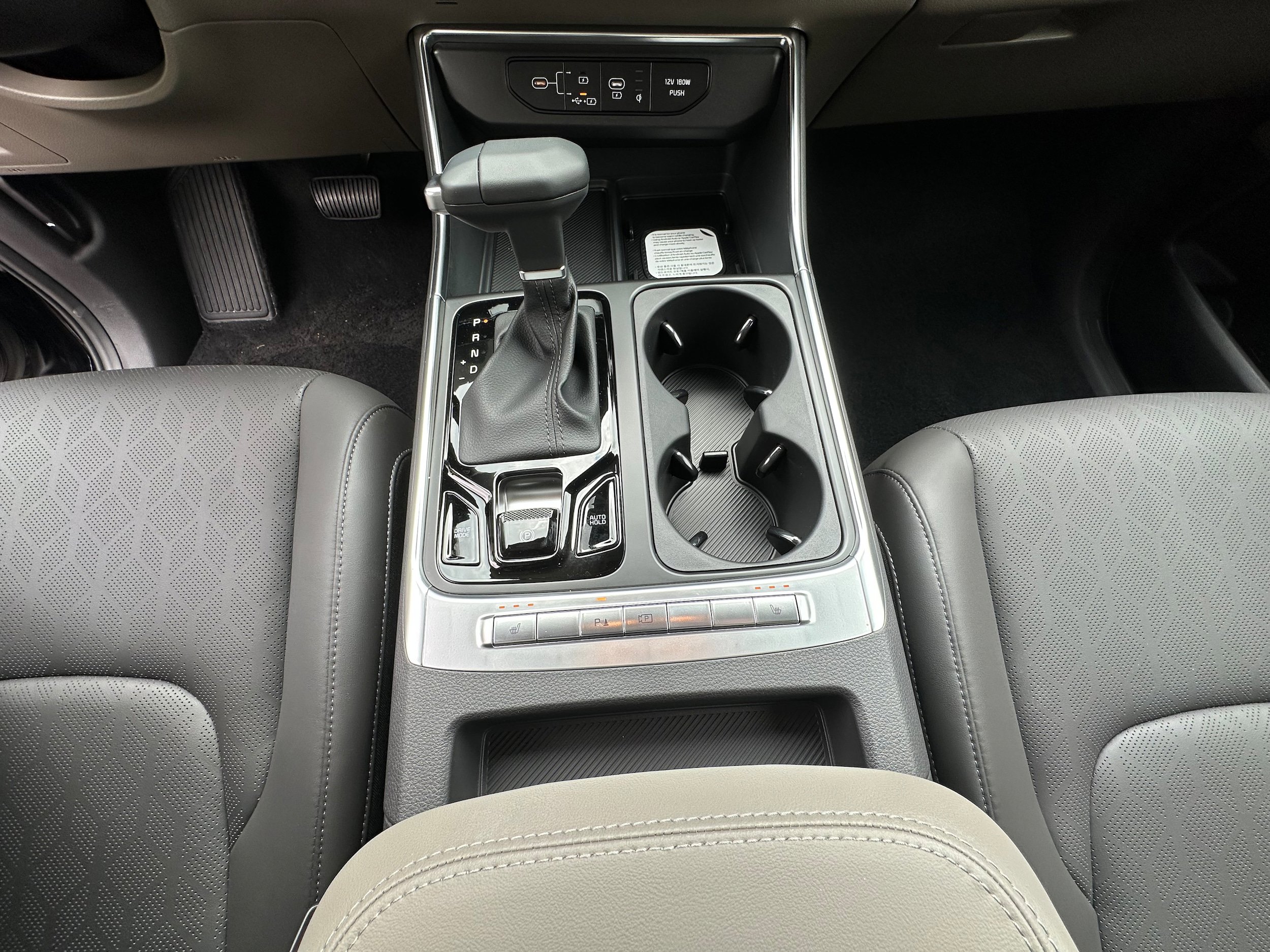 New 2026 Kia Carnival EX FWD image 32