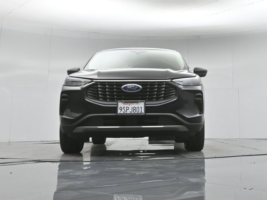 Certified 2023 Ford Escape Active AWD/4WD image 46