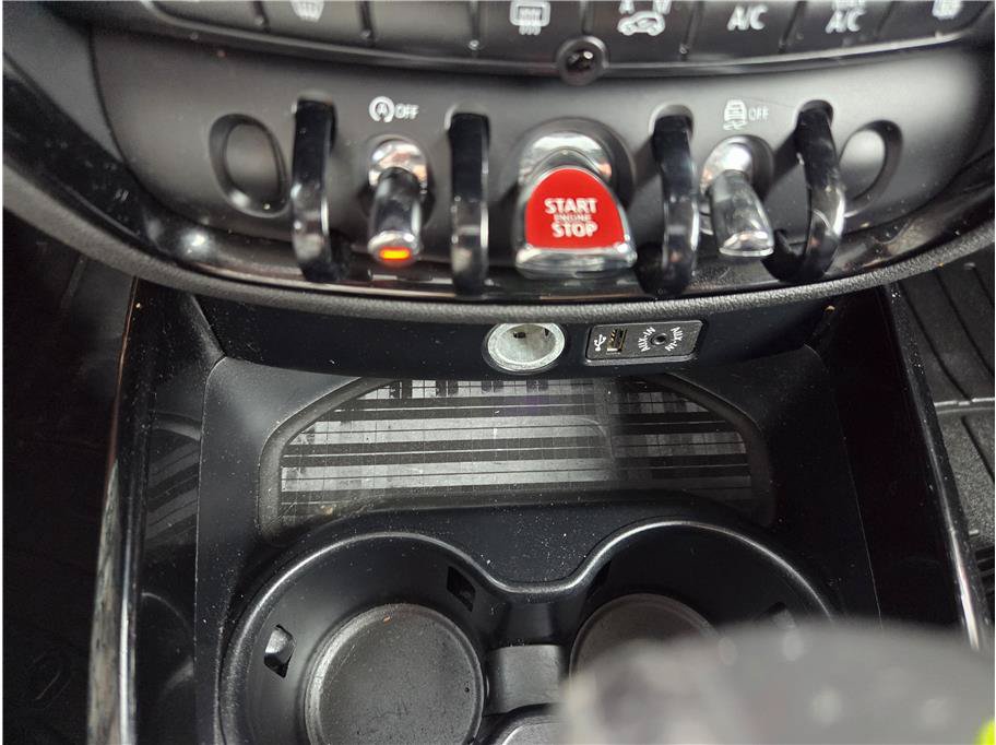 Used 2017 MINI Cooper Clubman S AWD/4WD image 18