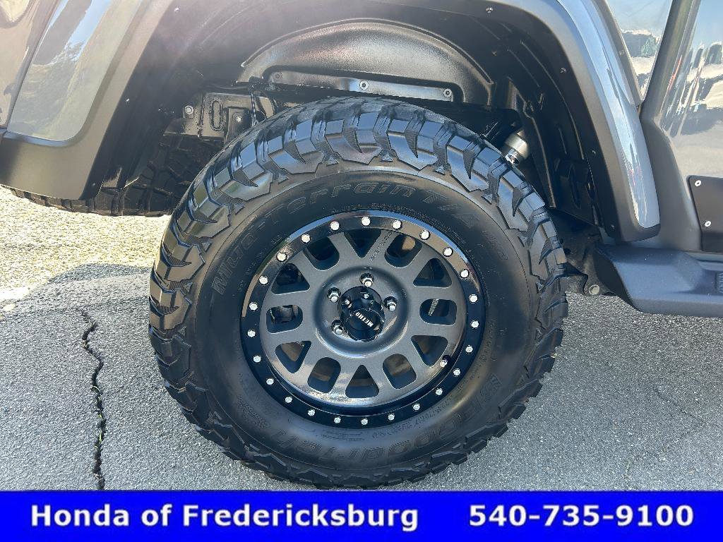 Used 2020 Jeep Gladiator Overland image 35