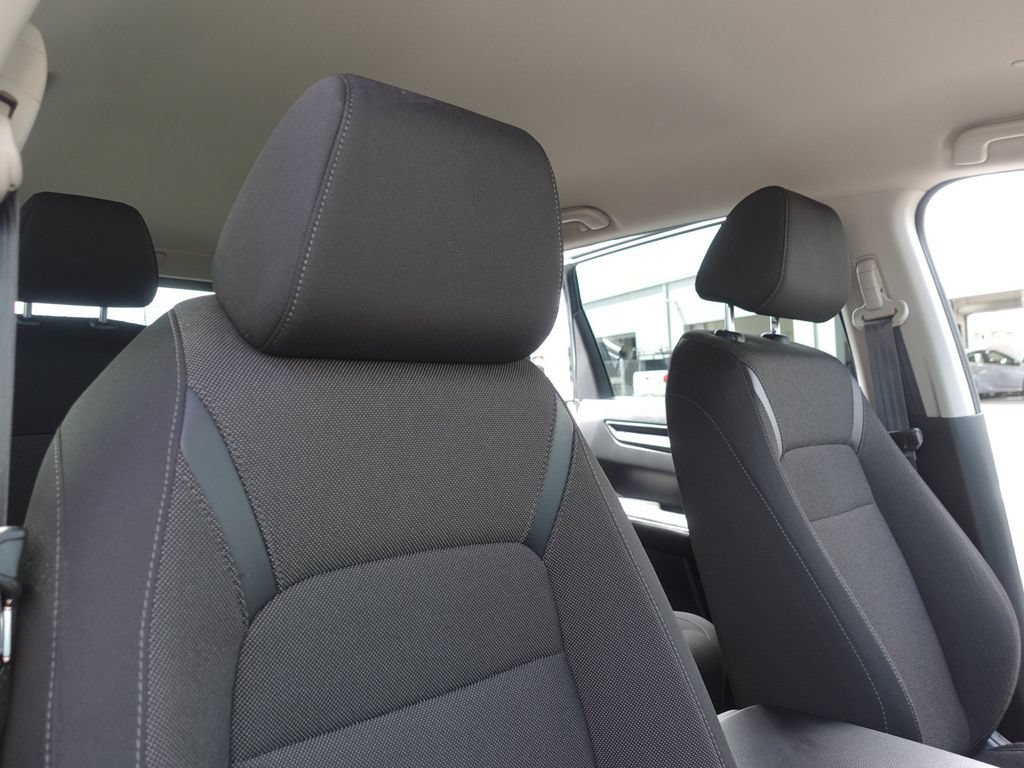 Used 2025 Honda CR-V LX image 15