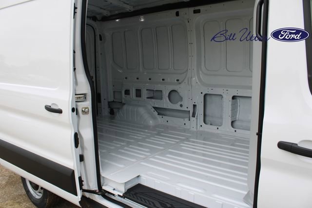 New 2025 Ford Transit 250 148 Medium Roof image 7