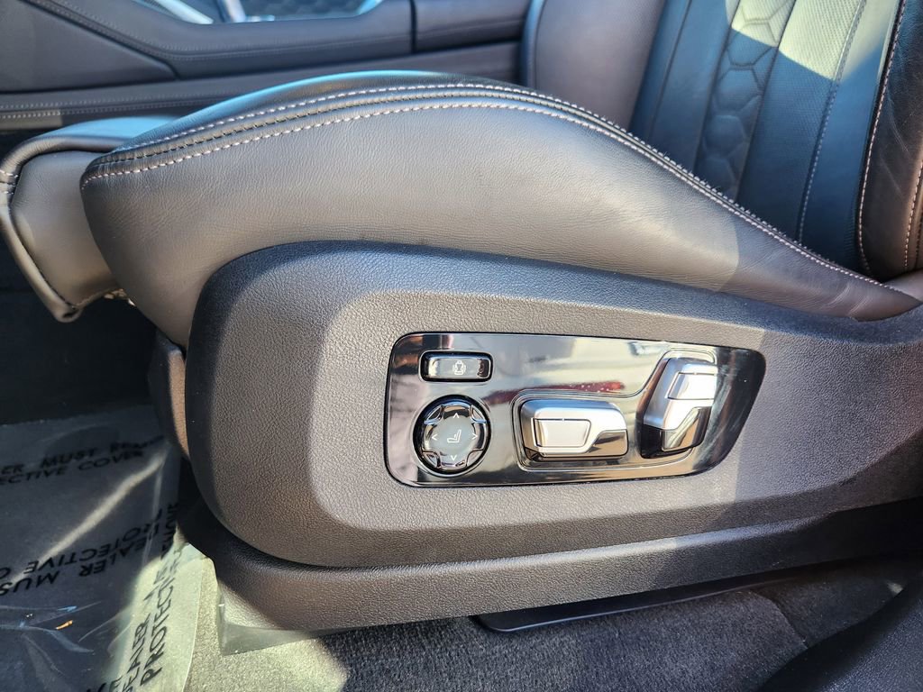 Used 2022 BMW X5 M w/ Competition Package 2 image 23
