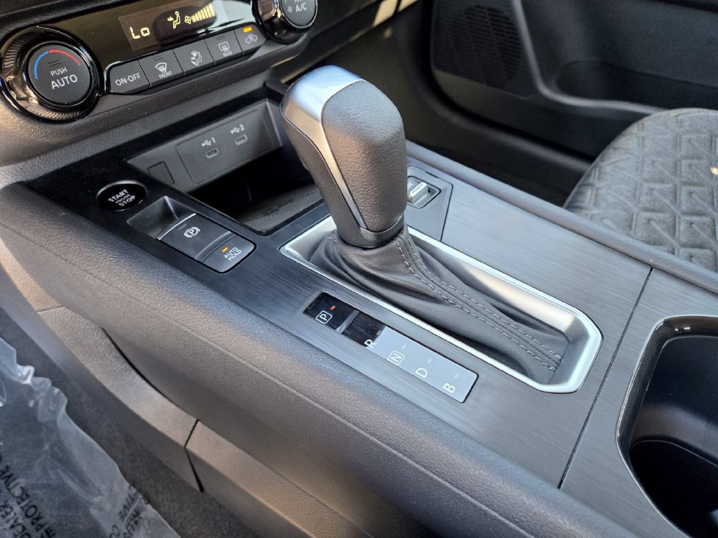 New 2027 Nissan Kicks SV FWD image 29