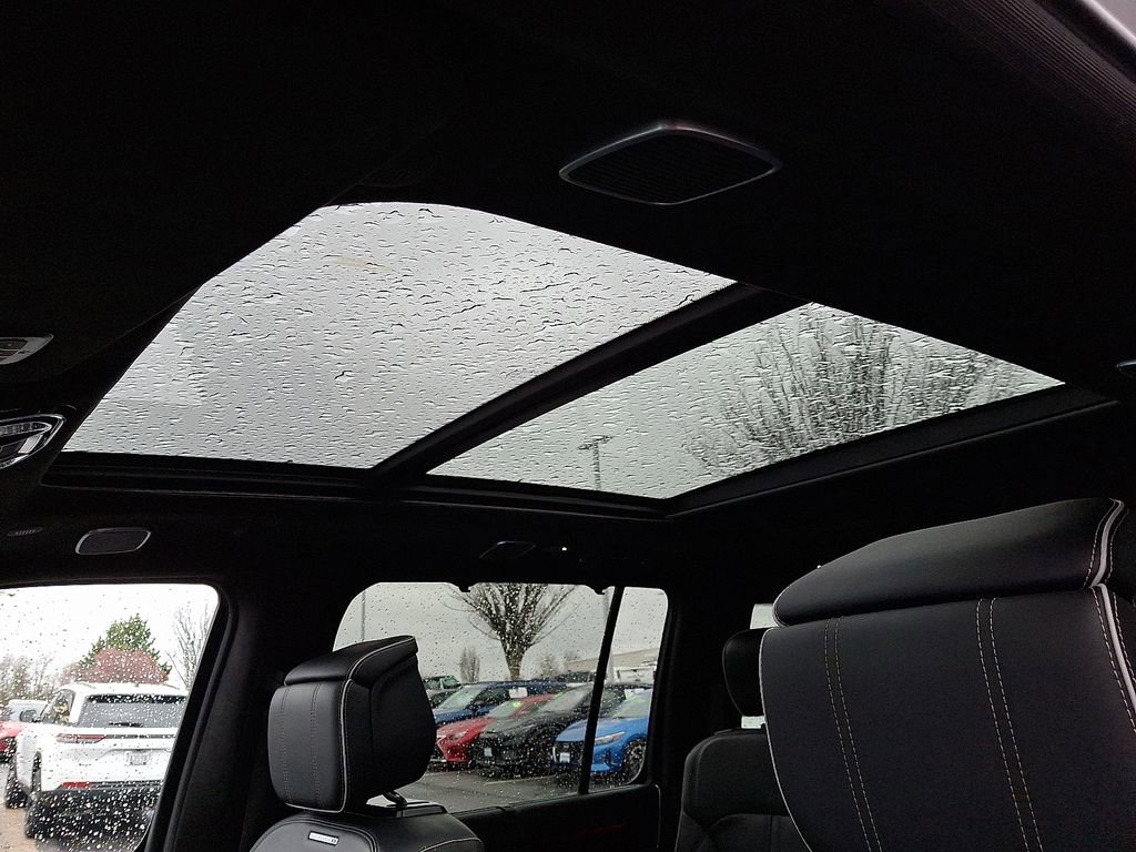 Used 2024 Jeep Grand Wagoneer L Series II w/ Quick Order Packagew 28T image 16