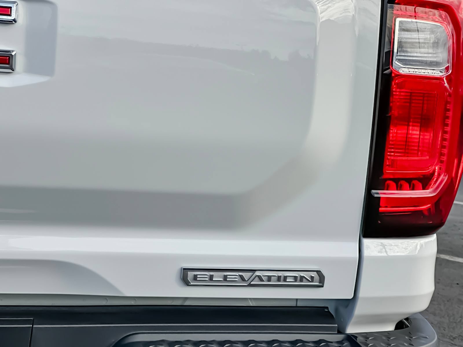 Used 2025 GMC Canyon Elevation AWD/4WD image 29