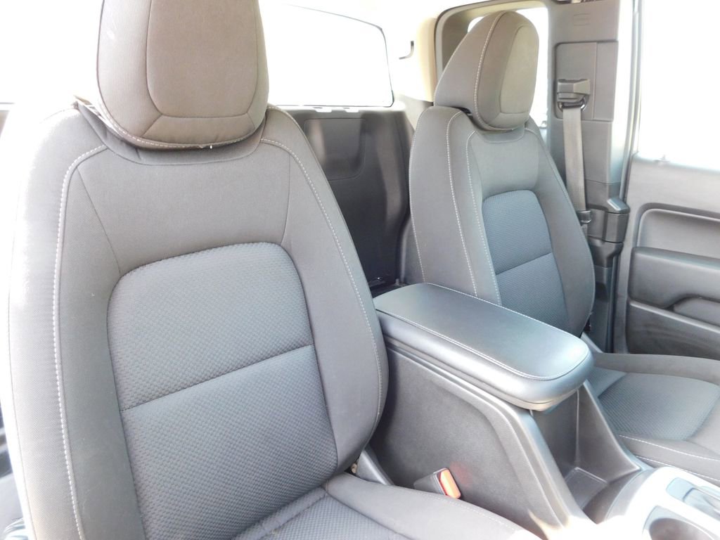 Used 2022 Chevrolet Colorado LT w/ Fleet Safety Package image 19