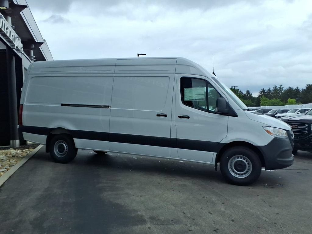 New 2026 Mercedes-Benz Sprinter 2500 image 6