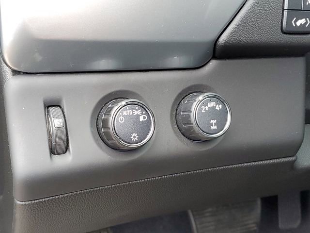 Used 2020 Chevrolet Suburban LT image 8