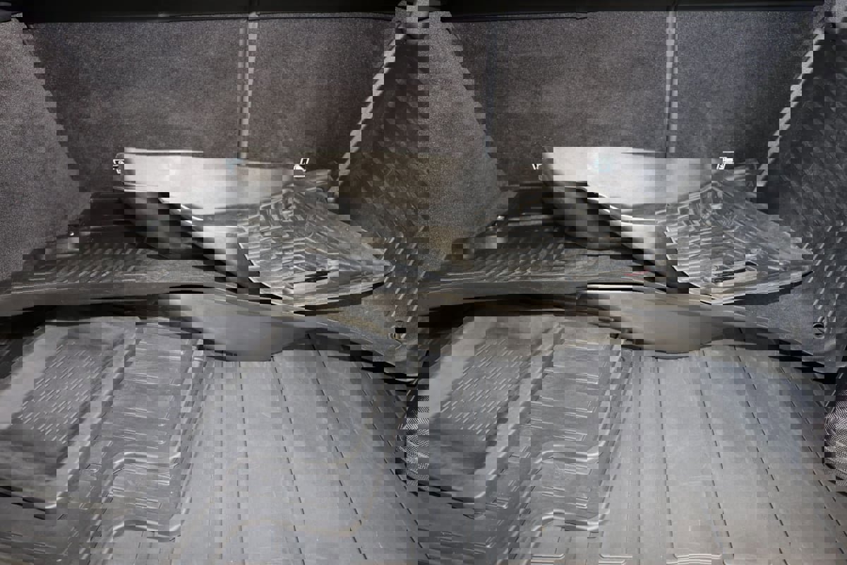 Used 2018 Land Rover Range Rover Sport SVR image 19