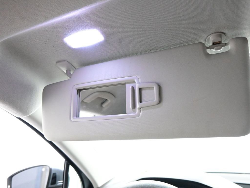 Used 2022 Volkswagen Tiguan S image 28