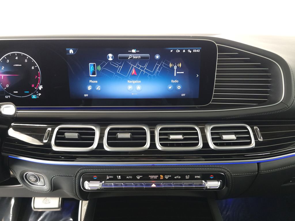 Used 2024 Mercedes-Benz Maybach GLS 600 4MATIC image 16