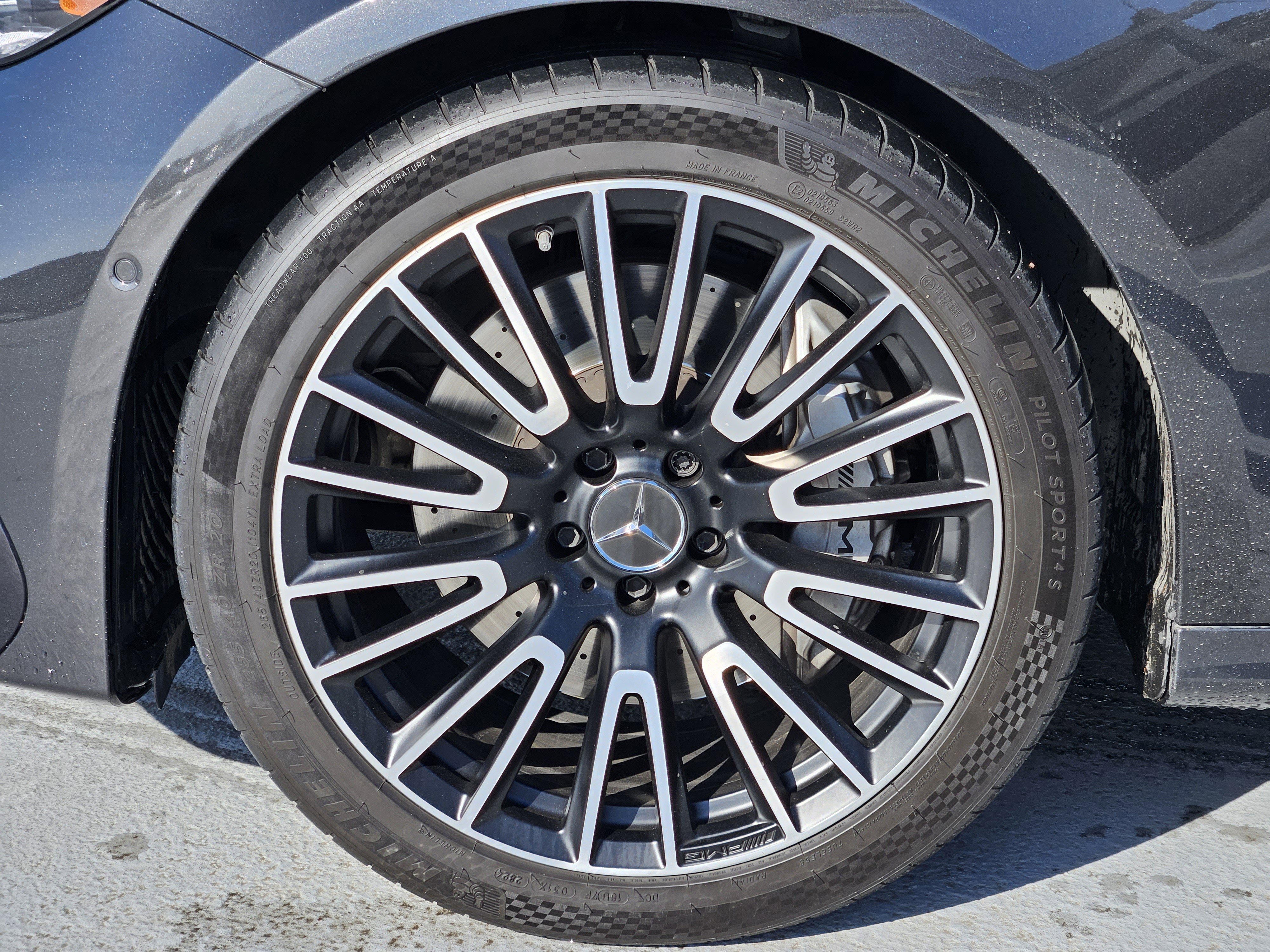 Certified 2025 Mercedes-Benz E 53 AMG e 4MATIC Sedan image 12