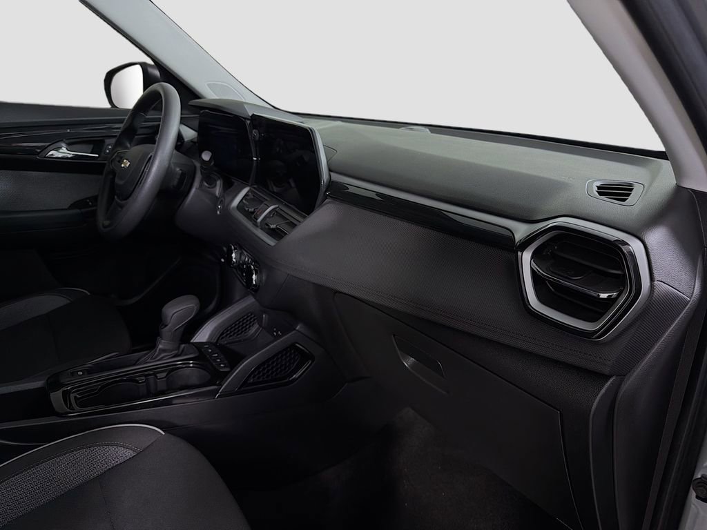 Used 2024 Chevrolet TrailBlazer LS w/ LS Convenience Package image 30