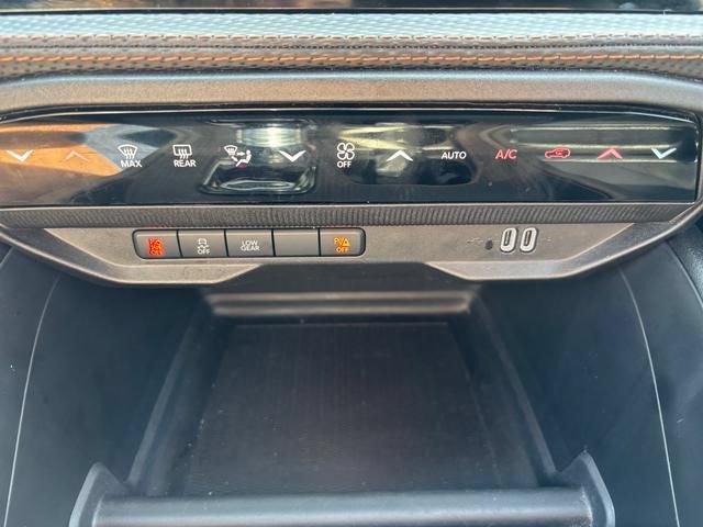 Used 2026 Jeep Cherokee Limited AWD/4WD image 23
