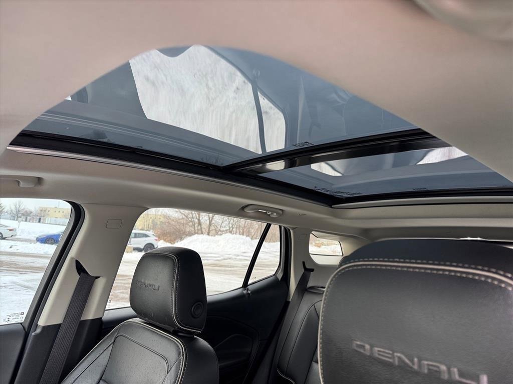 Used 2019 GMC Terrain Denali w/ Advanced Safety Package image 9