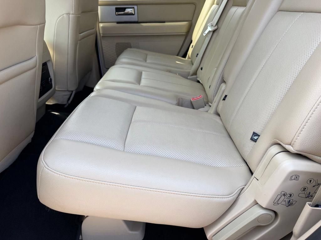 Used 2017 Ford Expedition Limited w/ Equipment Group 301A AWD/4WD image 11