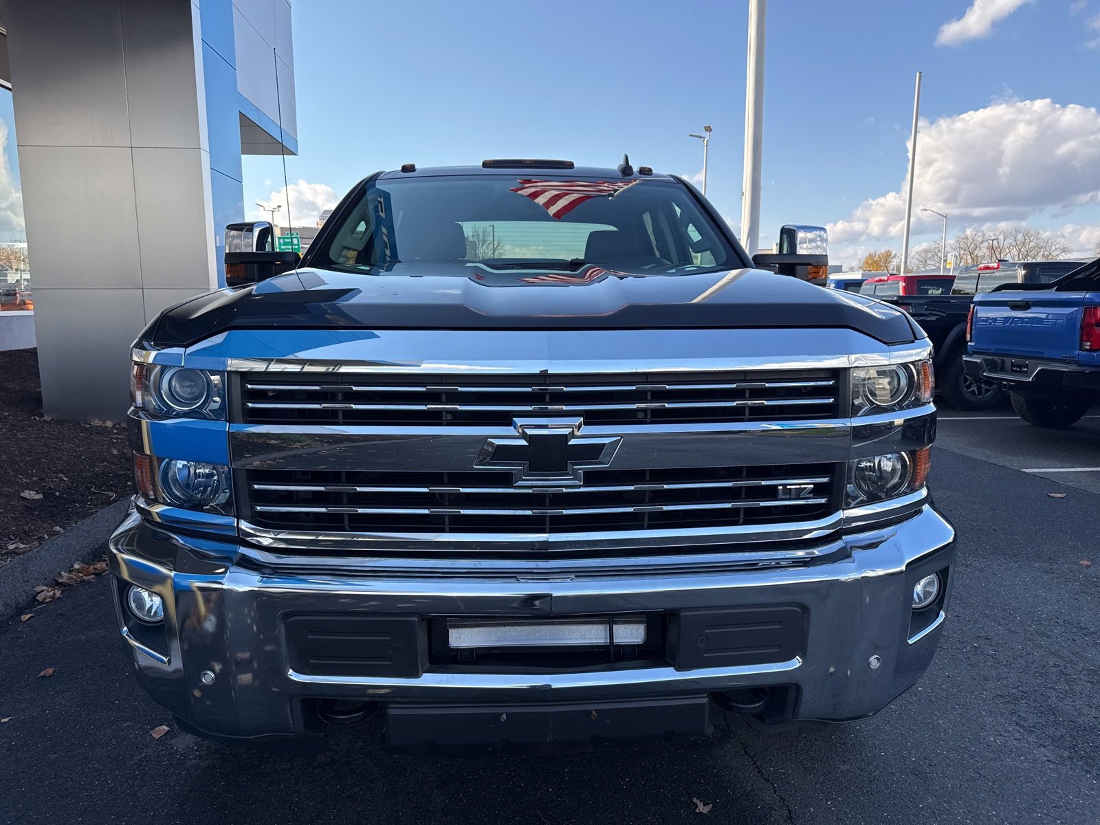 Used 2016 Chevrolet Silverado 2500 LTZ w/ LTZ Plus Package image 3