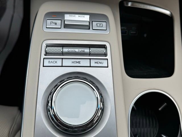 Certified 2023 Genesis GV70 2.5T image 35