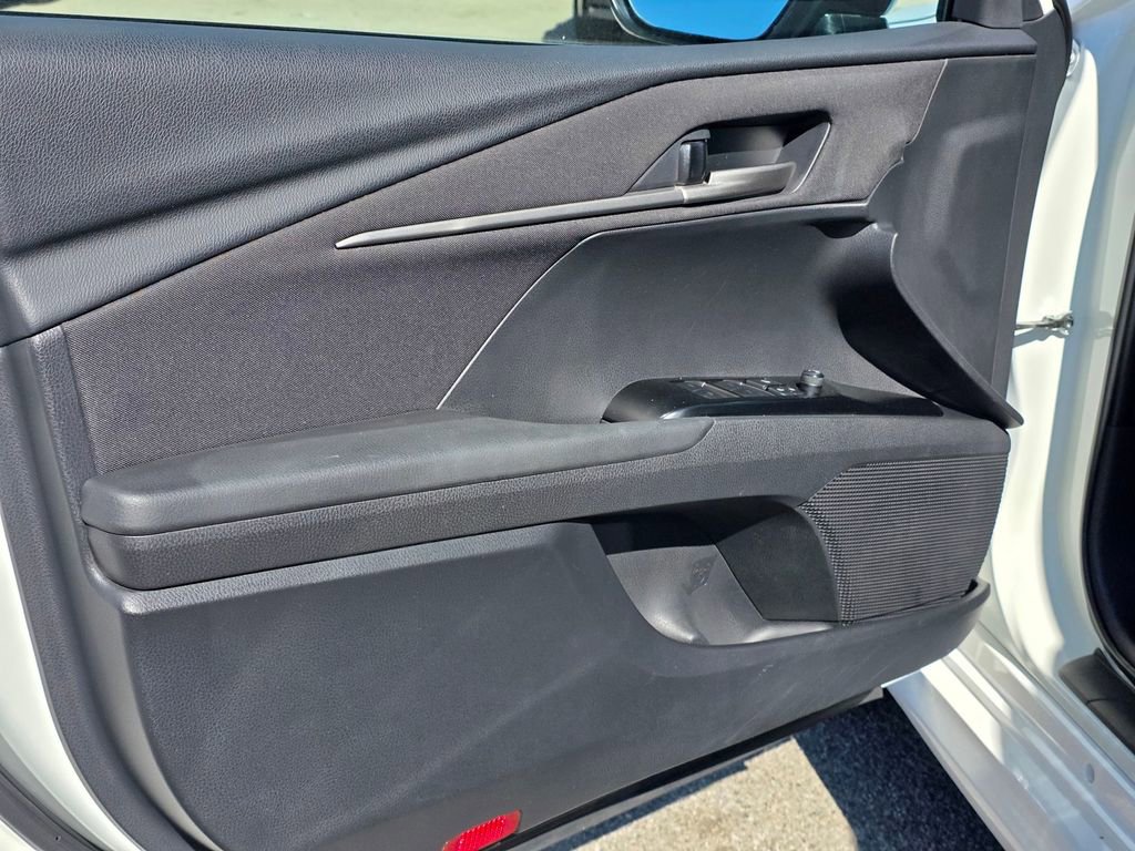 Used 2025 Toyota Camry LE image 13