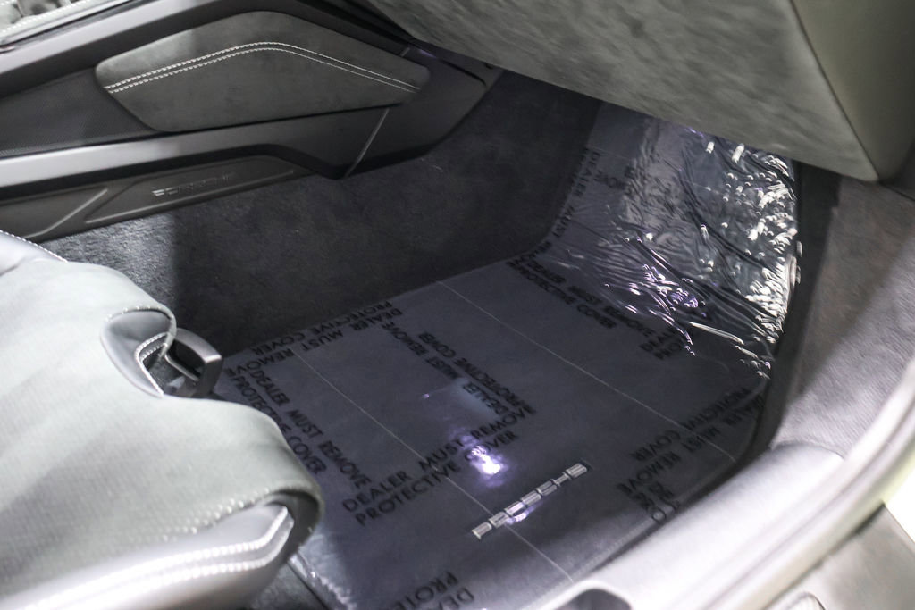 Used 2026 Porsche 911 GT3 w/ Weissach Package image 40