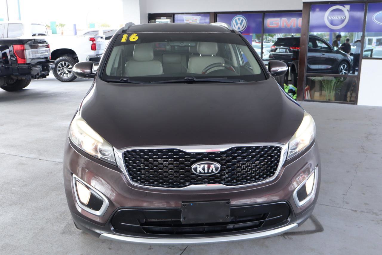 Used 2016 Kia Sorento EX image 10