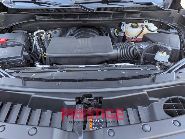 Used 2025 GMC Yukon XL Denali image 36