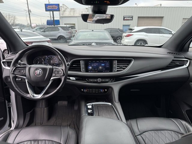Used 2022 Buick Enclave Avenir w/ Avenir Technology Package image 8